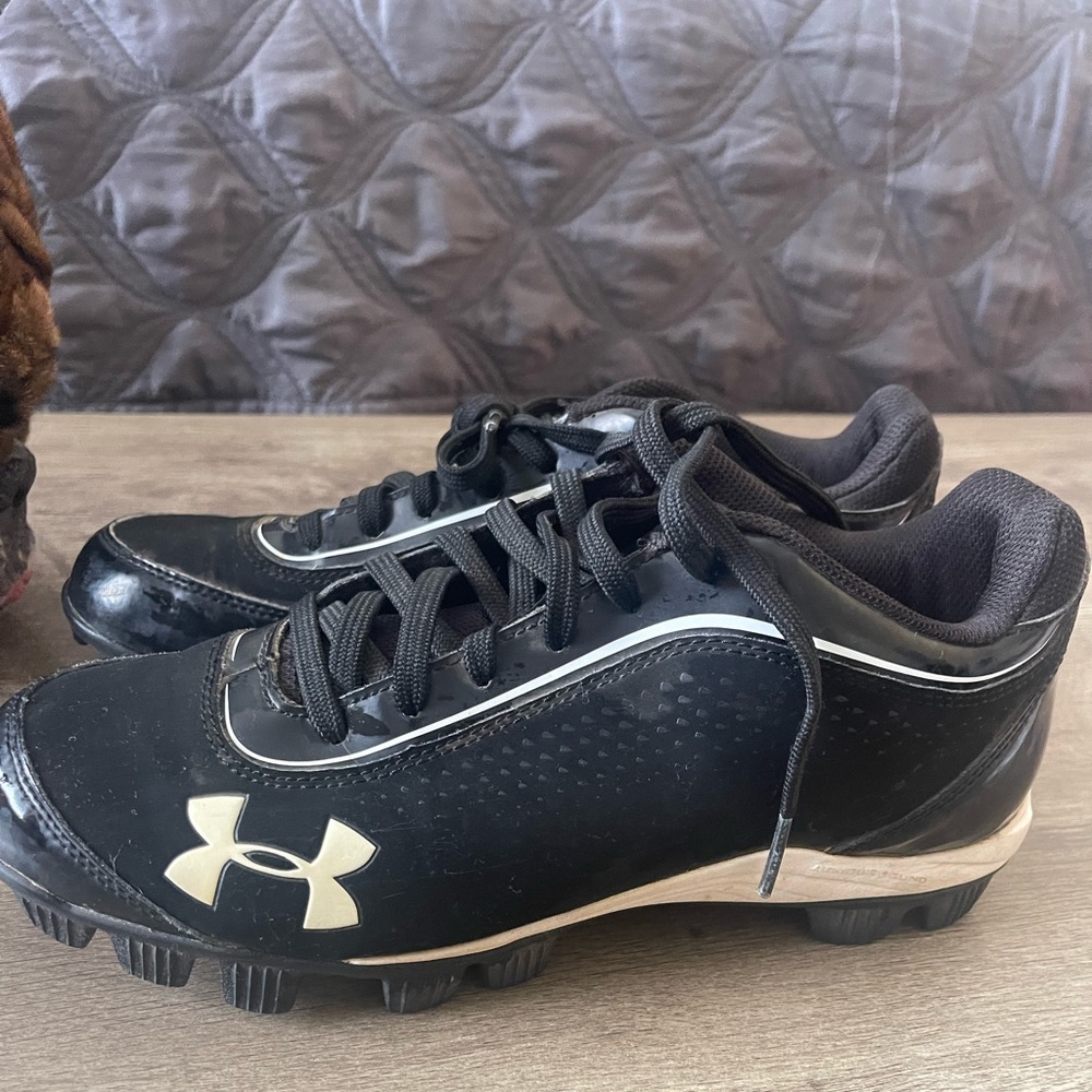 Under Armour Cleats